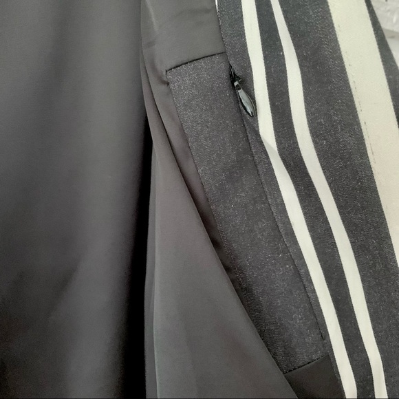 Alice + Olivia Neta Striped Oversized Open-Front Blazer Black & Ivory Size Small - Picture 8 of 10